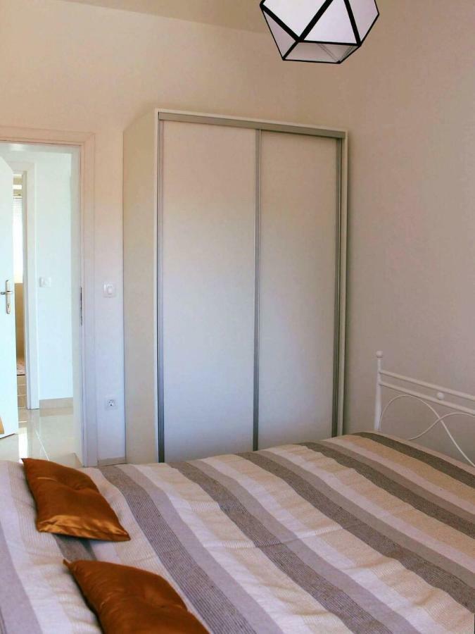 Apartman Ruza 2 Opric Esterno foto