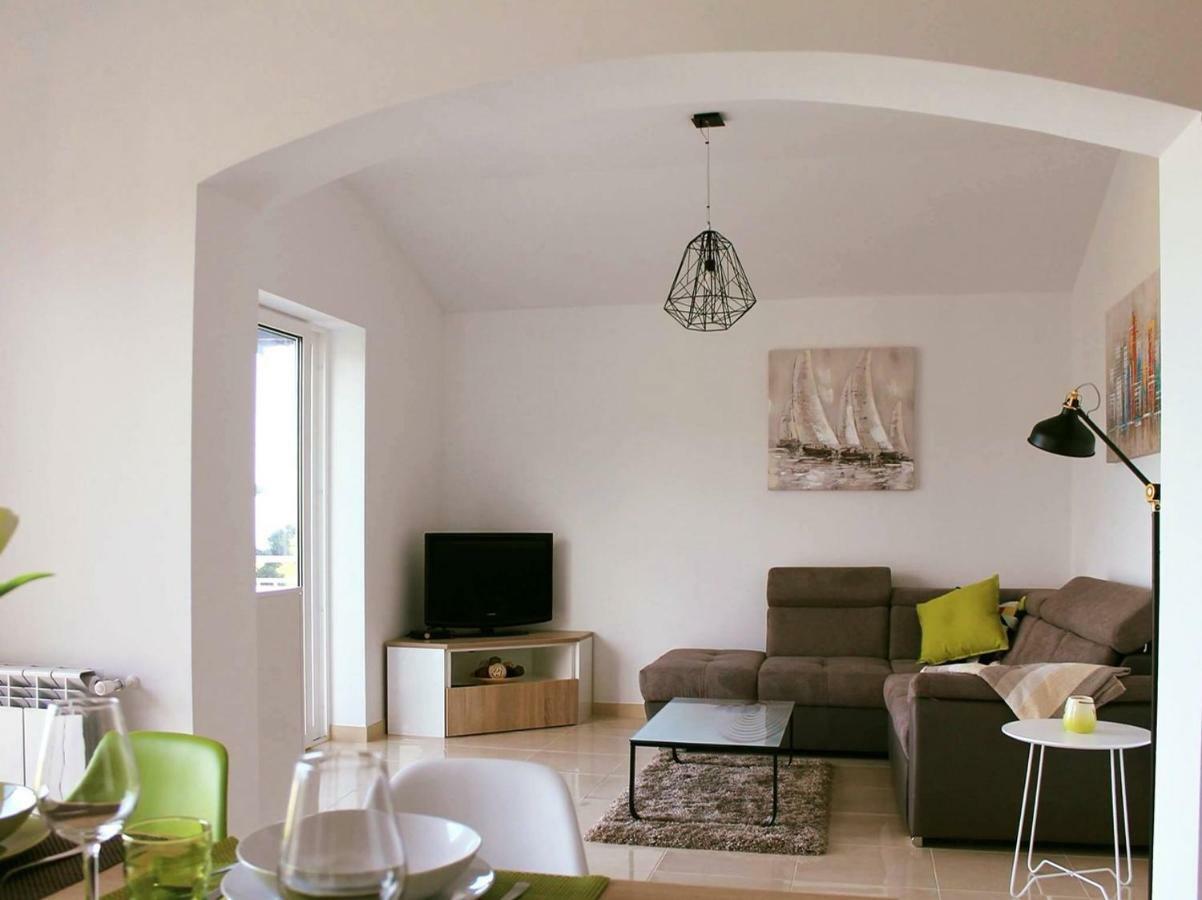Apartman Ruza 2 Opric Esterno foto