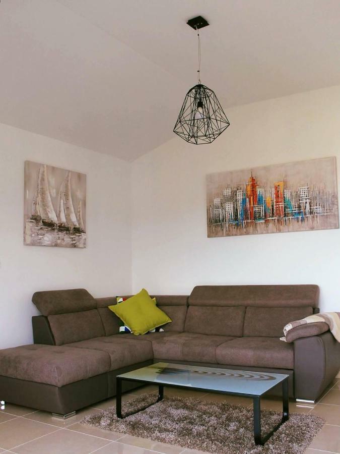Apartman Ruza 2 Opric Esterno foto