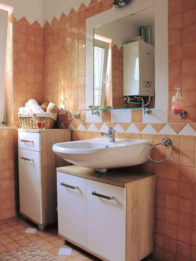 Apartman Ruza 2 Opric Esterno foto
