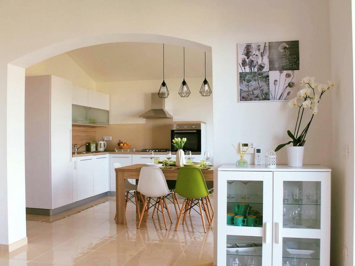 Apartman Ruza 2 Opric Esterno foto