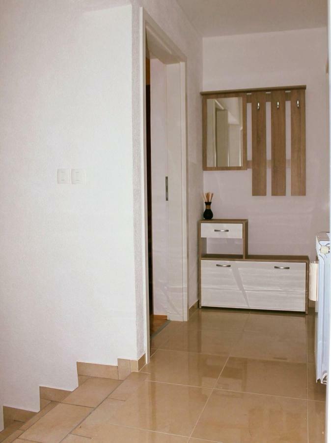 Apartman Ruza 2 Opric Esterno foto