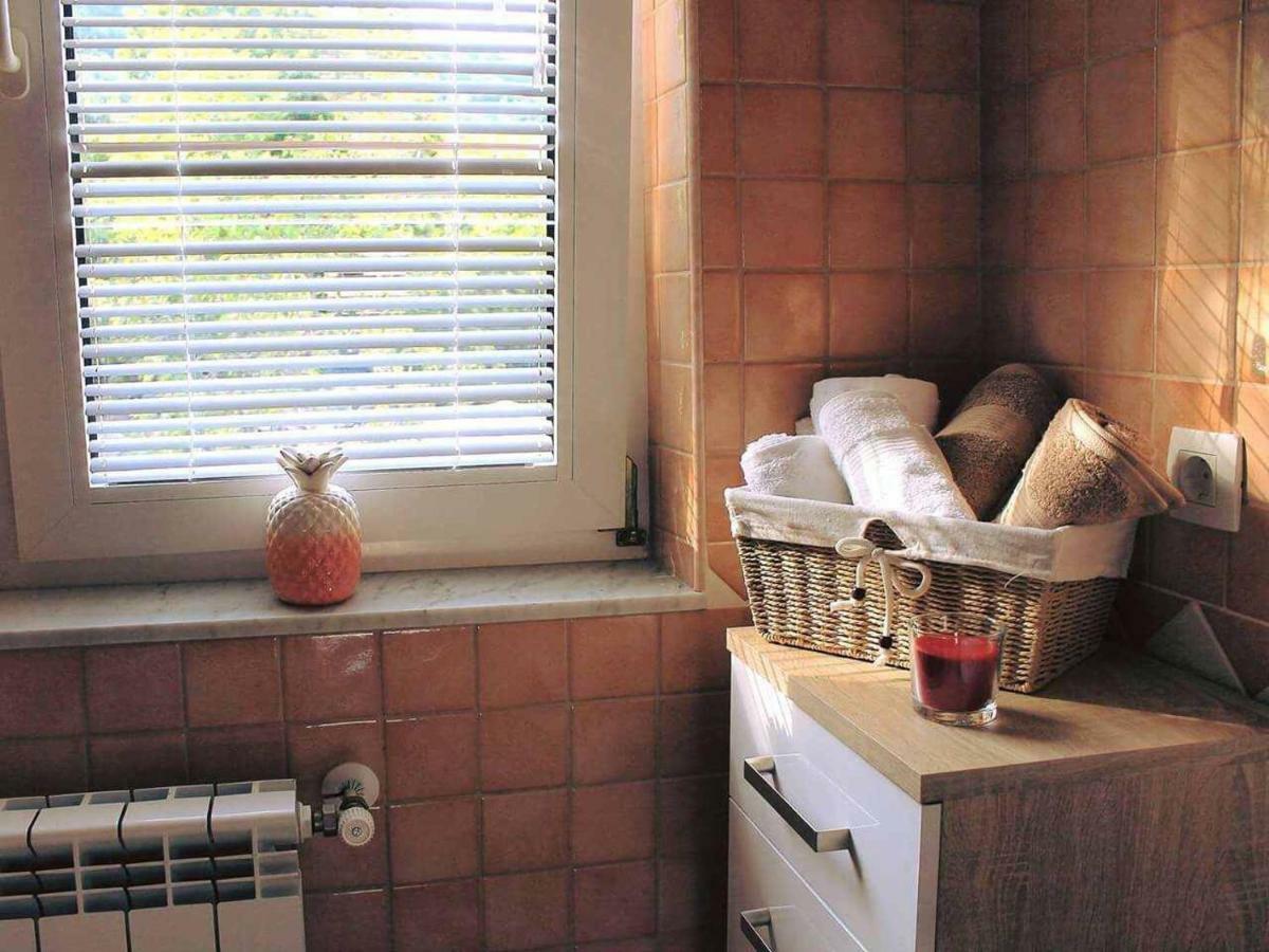 Apartman Ruza 2 Opric Esterno foto